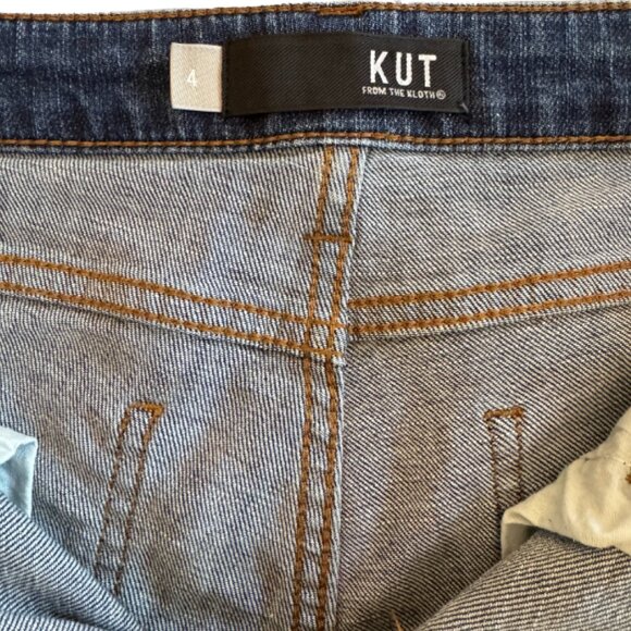 Kut from the Kloth Catherine Boyfriend Frayed Denim Shorts Size 4 - Picture 5 of 5